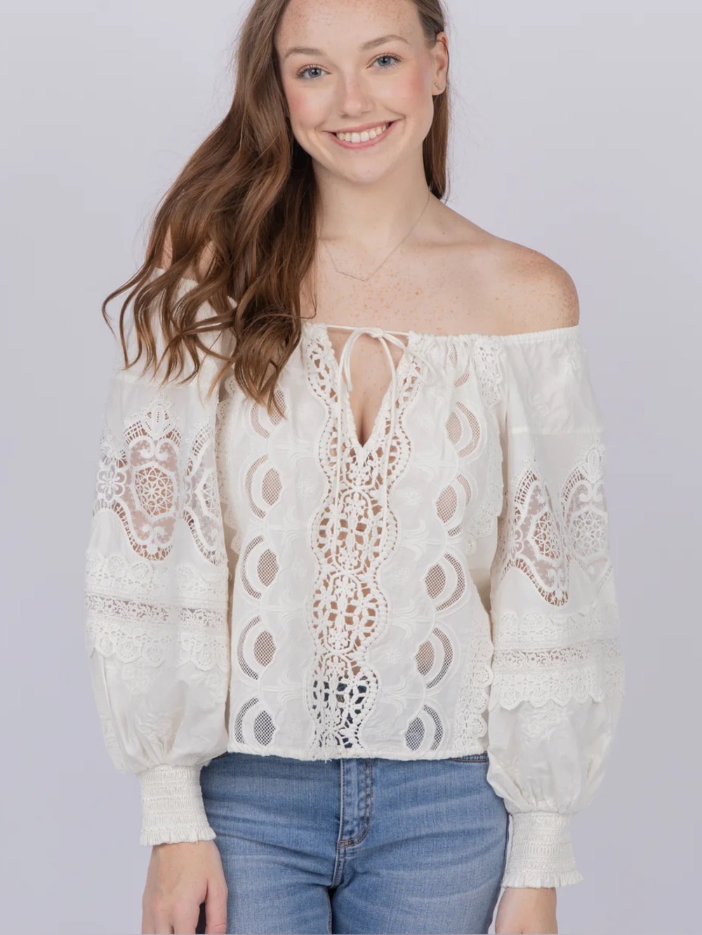 Alice + Olivia Alta Top in Ecru